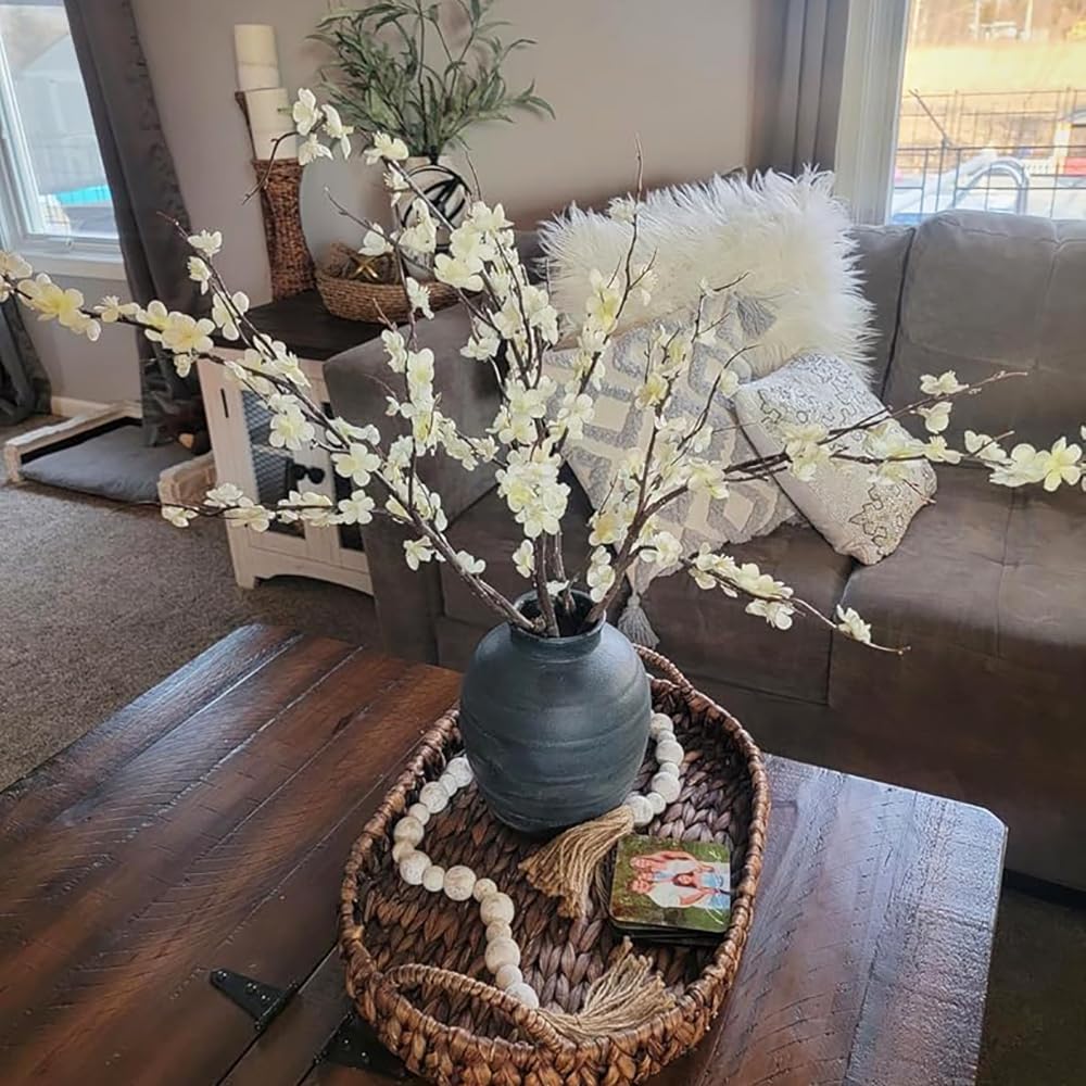 HANDIC maintenance-free cherry blossoms stay fresh without watering or pruning.