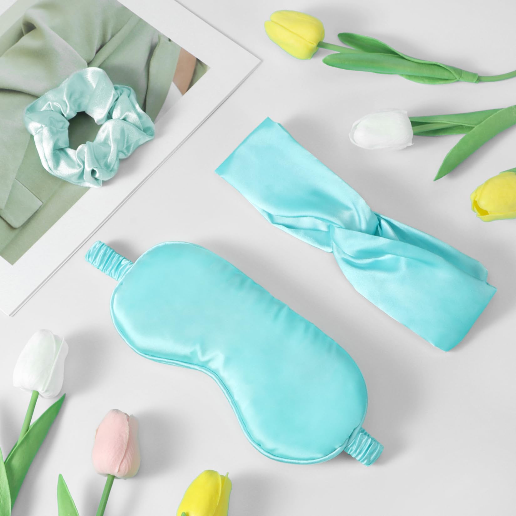 Hangerspace bear-shaped towel adds a playful yet soft pampering detail.