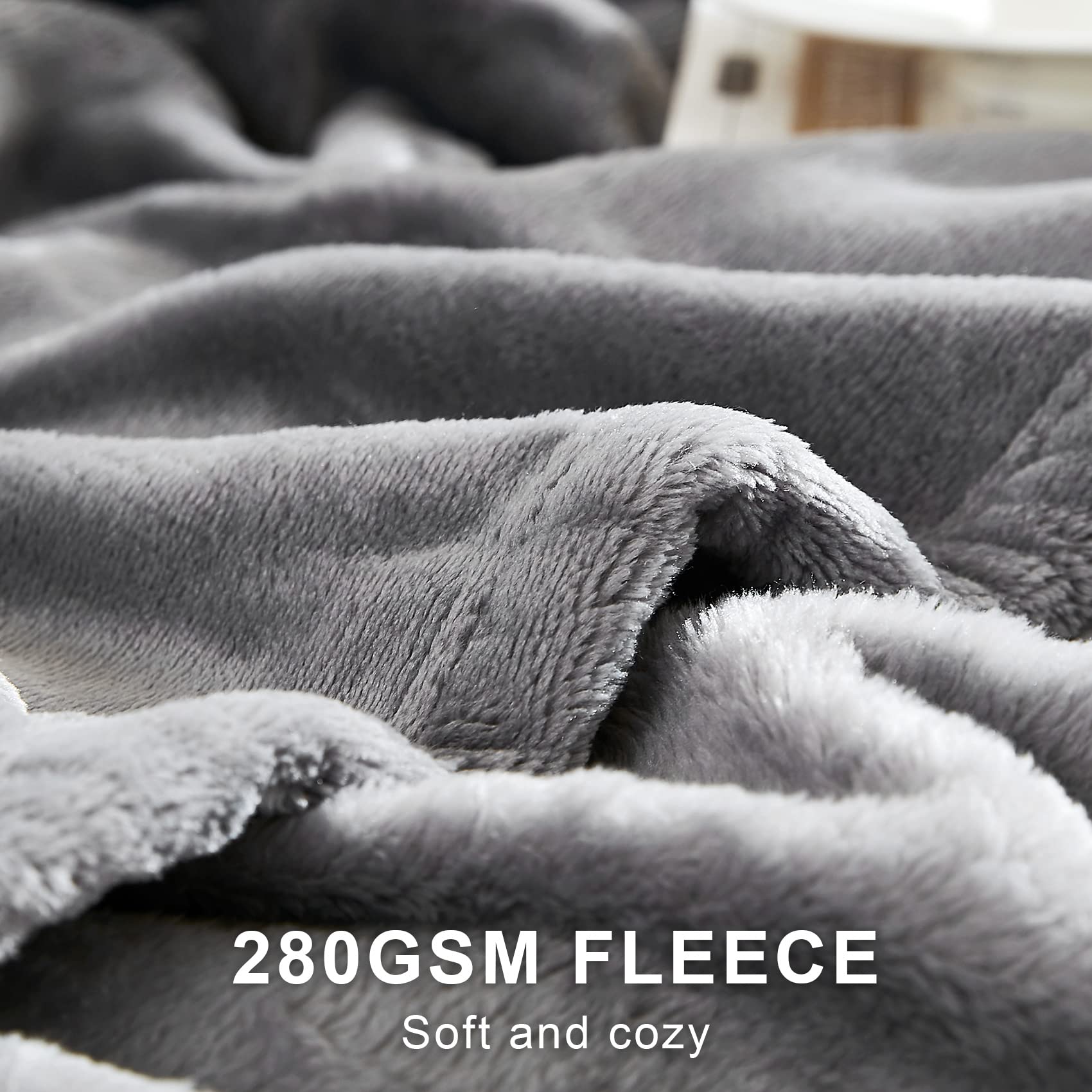 Hansleep fleece blanket care demonstrates easy machine washing.