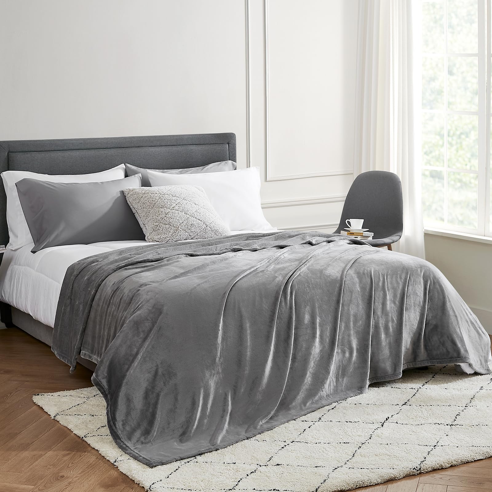 Hansleep machine-washable fleece blanket for easy care