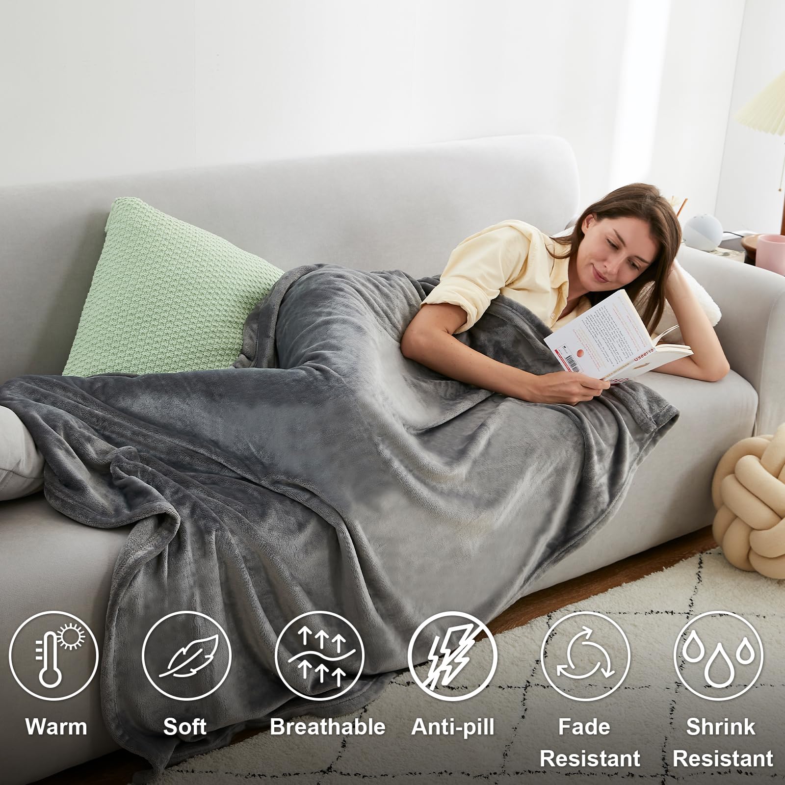 Hansleep machine-washable fleece blanket retains color after cycles.
