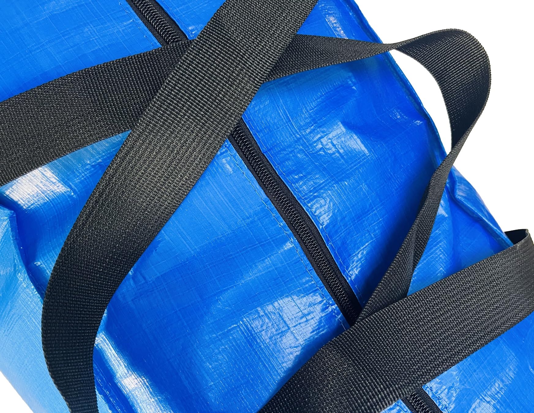 Haohakka giant storage duffel open showing large capacity for bulky items.