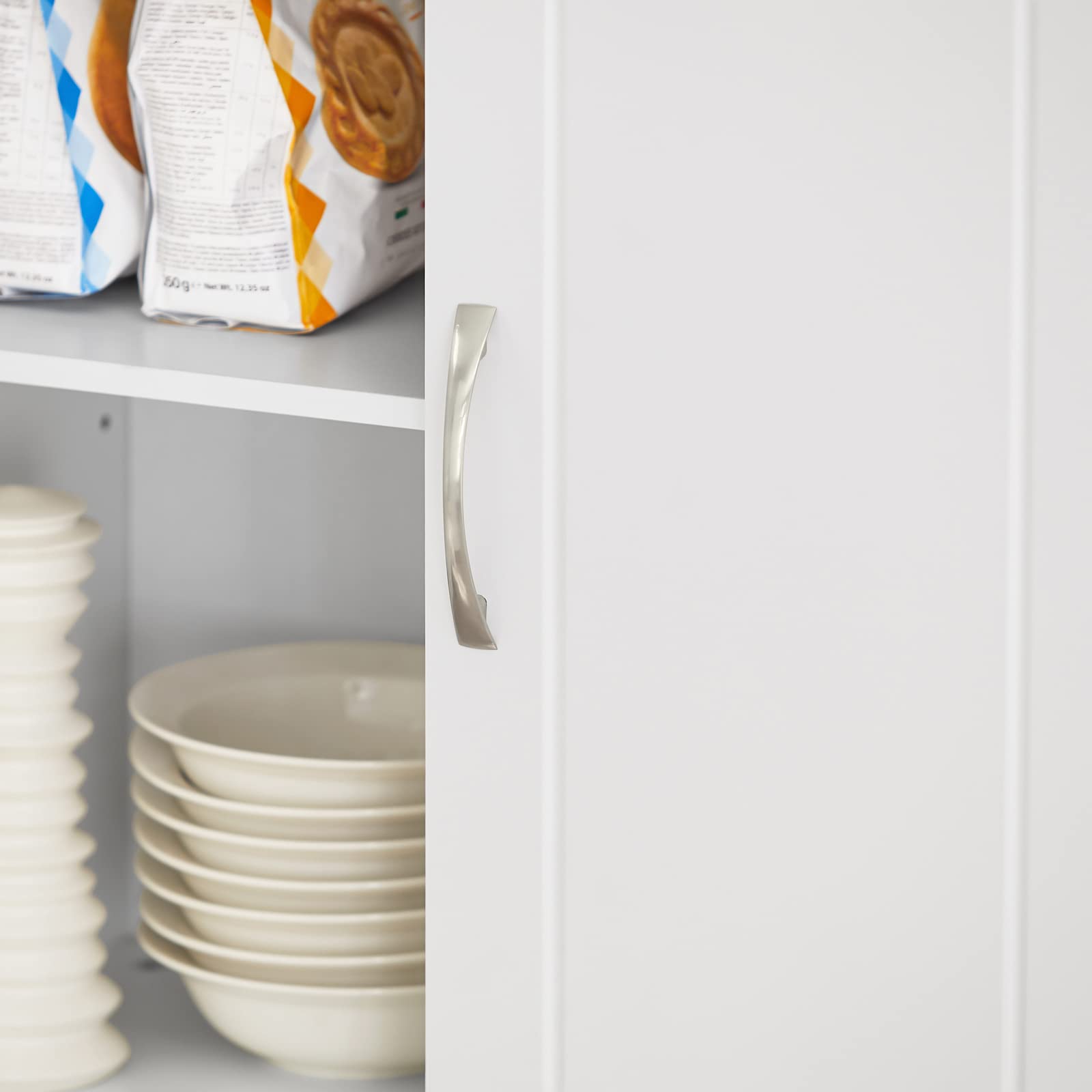 Haotian wall cabinet includes hardware for simple DIY assembly.