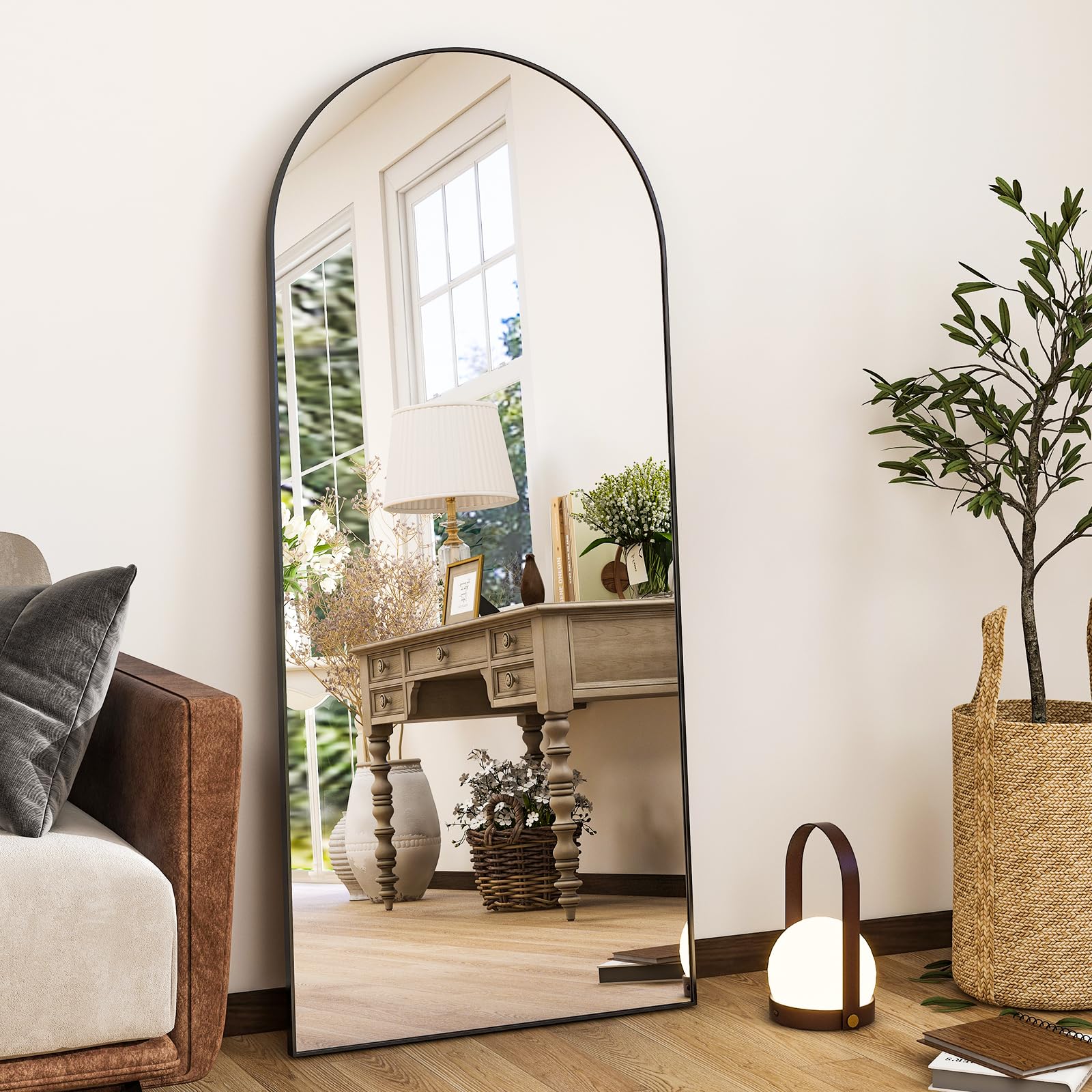 HARRITPURE arch full-length mirror with arched top enhances bedroom decor