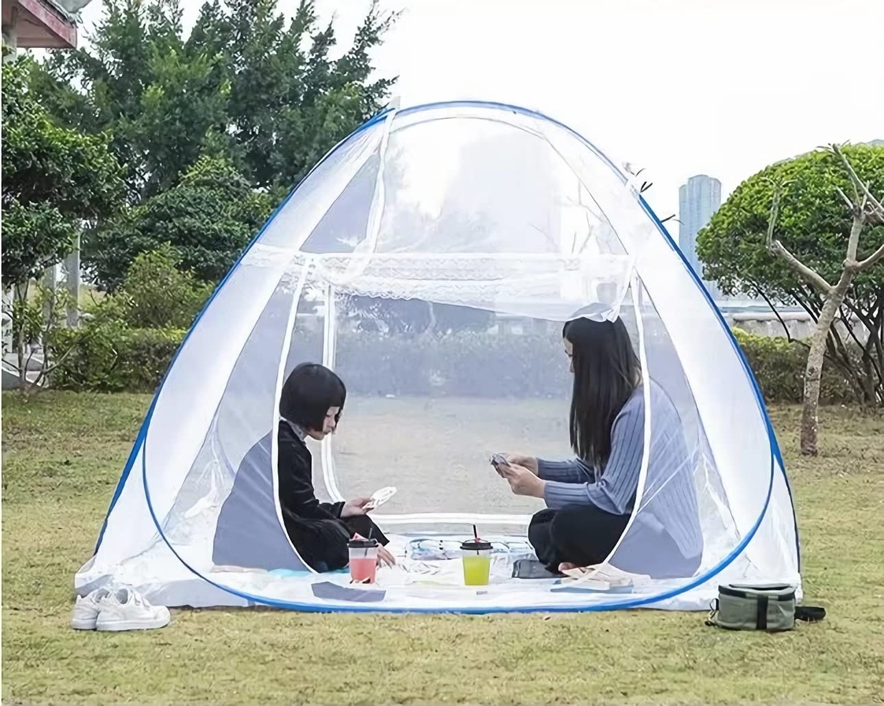 HARWAVE fabric guards against mosquitoes outdoors without chemicals