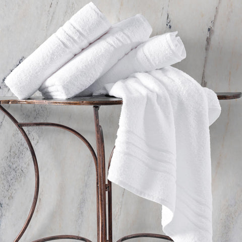 Hawmam Linen white towels demonstrate quick-dry performance ideal for daily use.