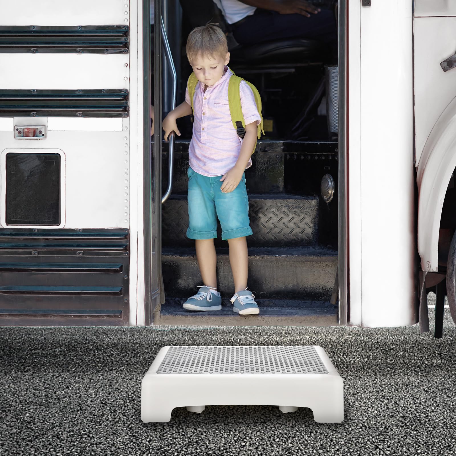 HBTower Step Stool drainage holes help keep the surface dry.