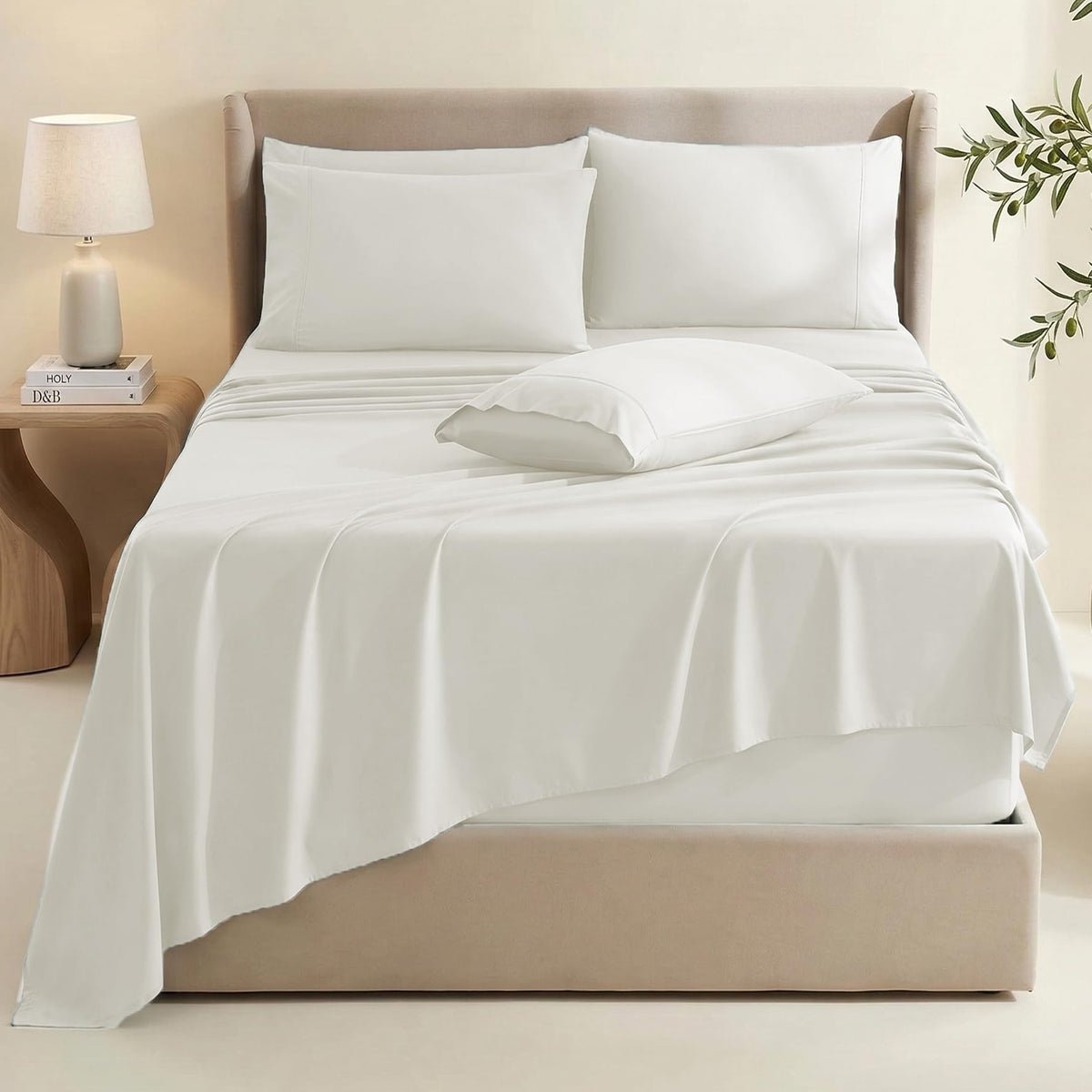 Hearth & Harbor deep-pocket fitted sheet securing tall mattresses with a snug fit.