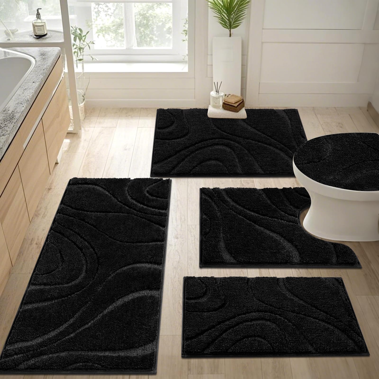 HEBE RUGS toilet lid cover matching the set