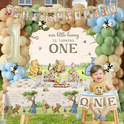 Heboland crown accessory adds a cute centerpiece for cake time