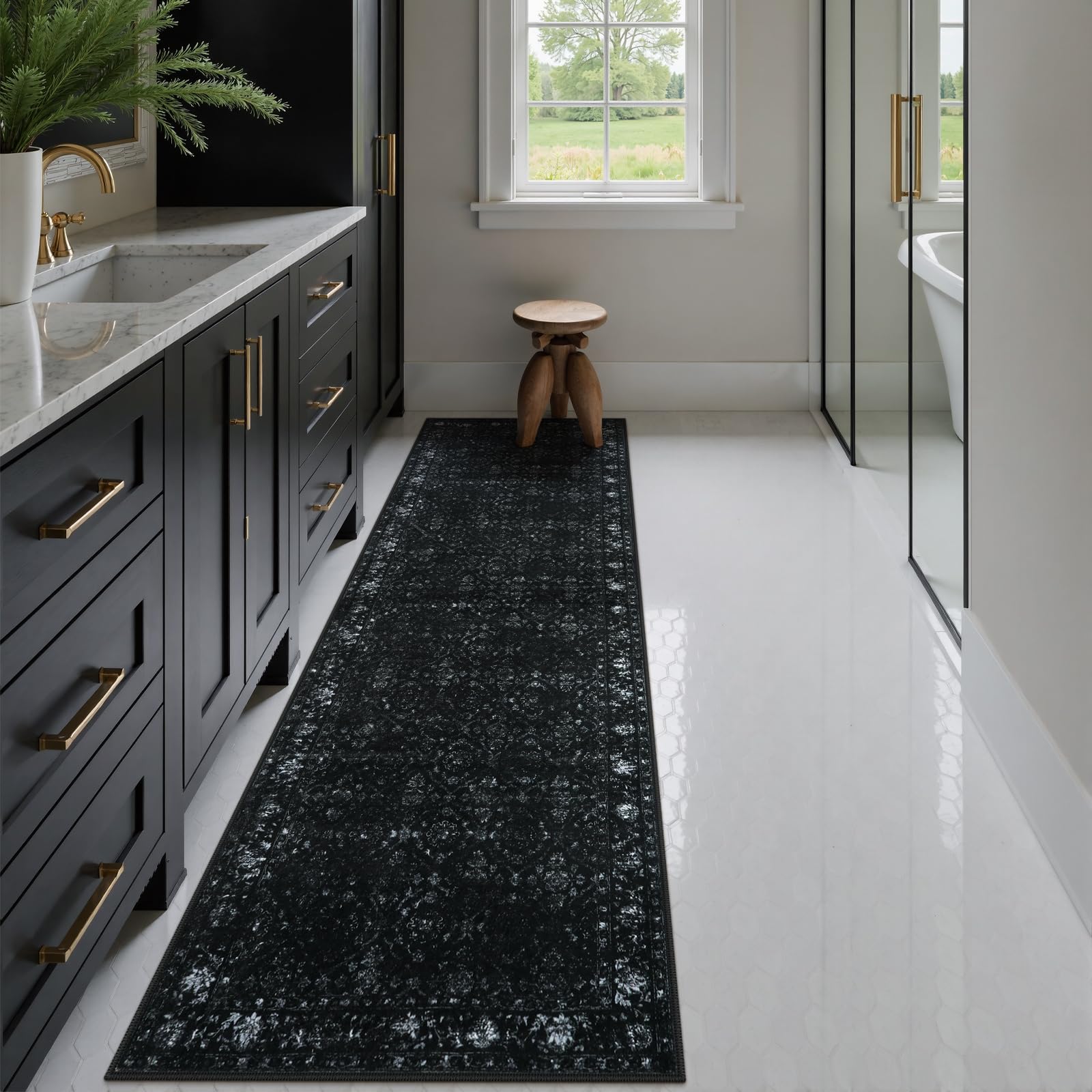 Hedlive foldable hallway rug ships flat with minimal creases.