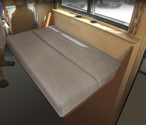Heicofer easy-care material cleans in minutes with machine wash.