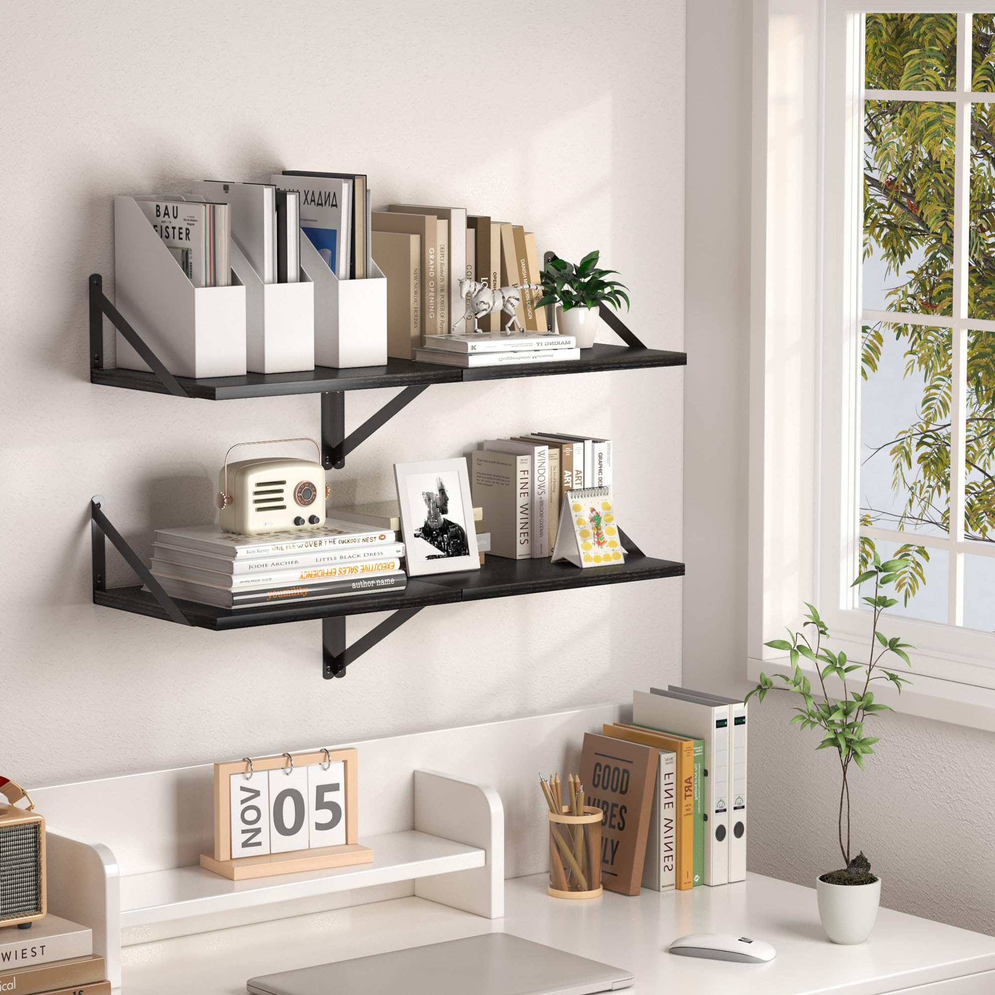 Kitchen organization example showcasing spices and small containers on Heimlove shelves.