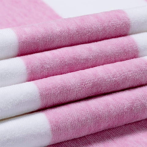 HENBAY close-up of 70x35-inch towel showing cotton velour texture