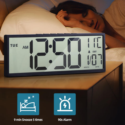 Henescribe 15-inch clock with battery-low indicator reminding replacement