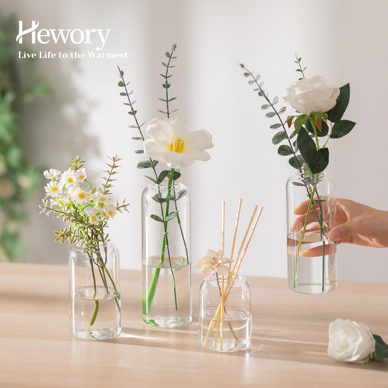 Hewory glass bud vase for wedding reception tables with clear, modern appeal.