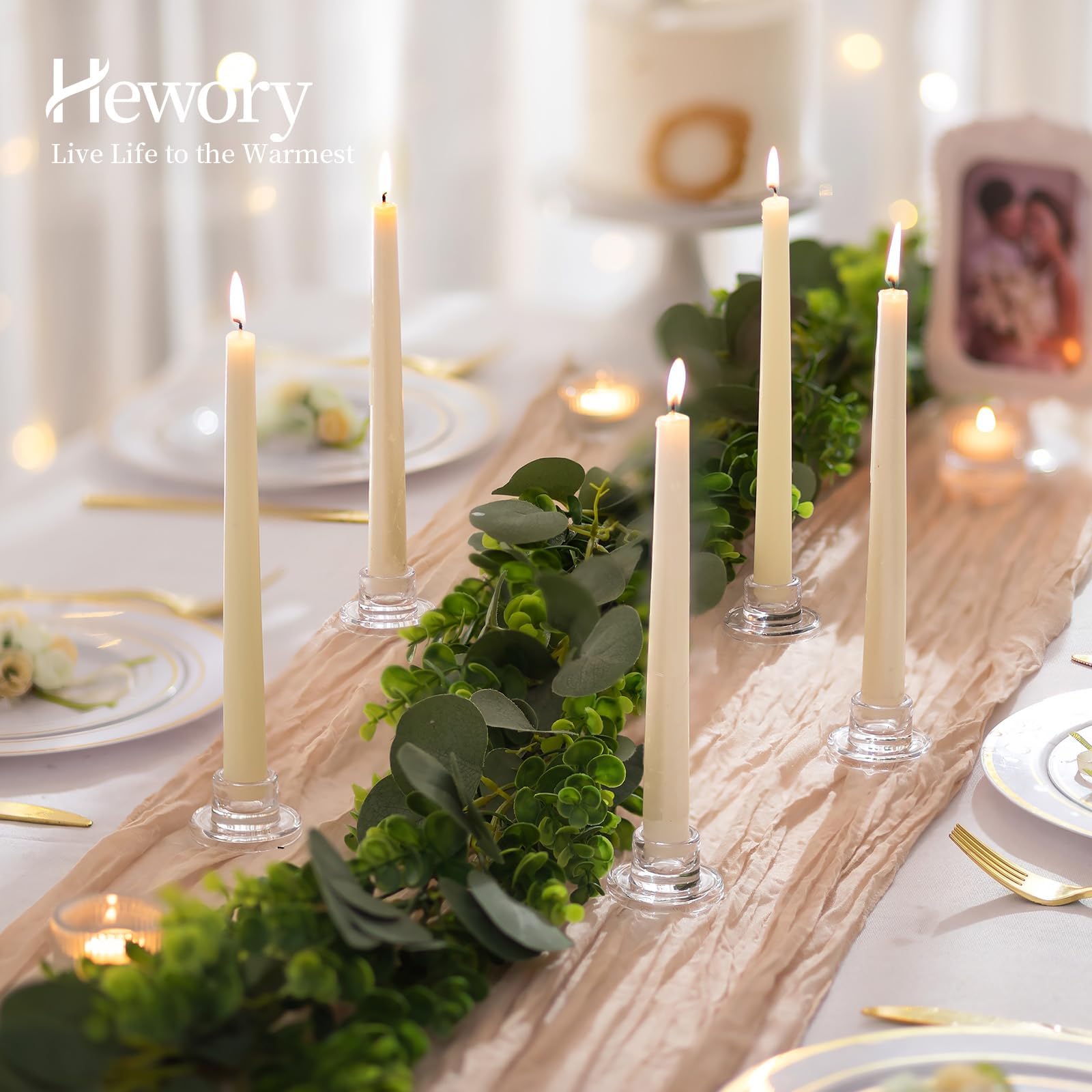 Crystal-clear Hewory holders add elegant shine to weddings