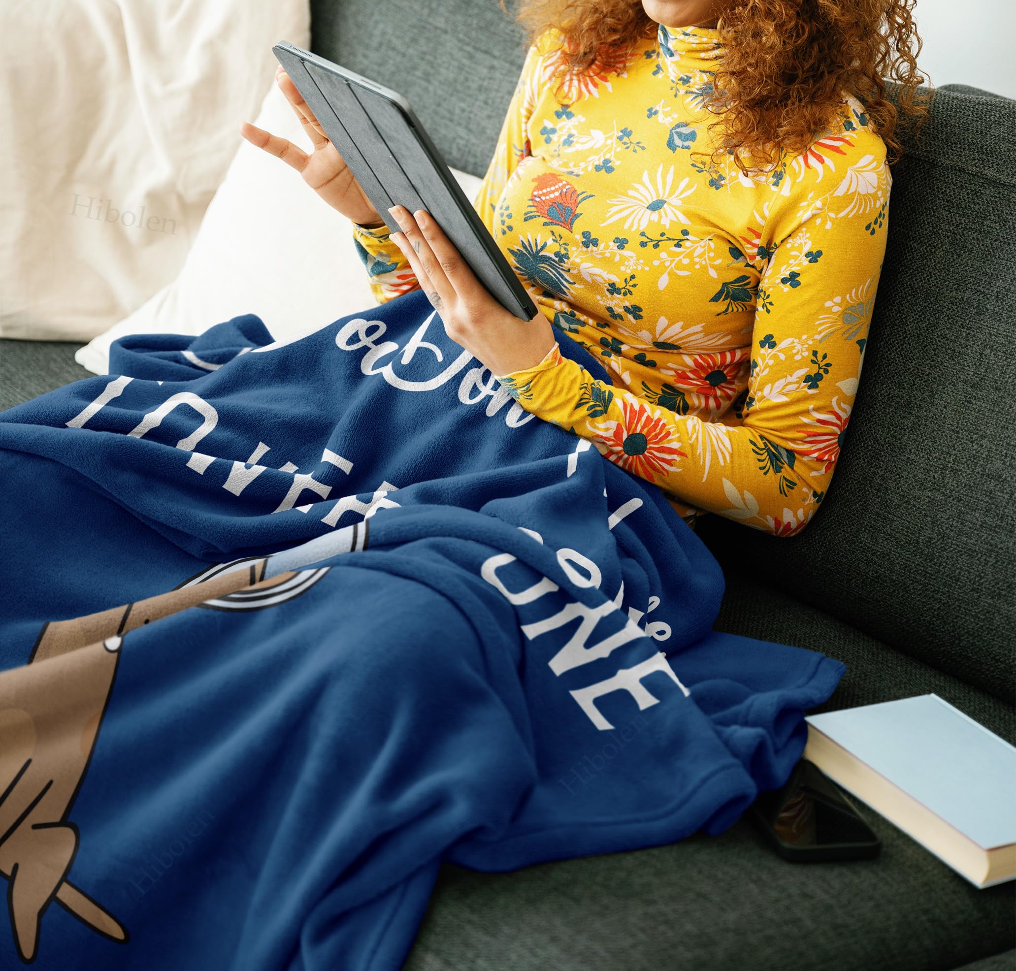 Hibolen get-well blanket hug: plush warmth boosts spirits.