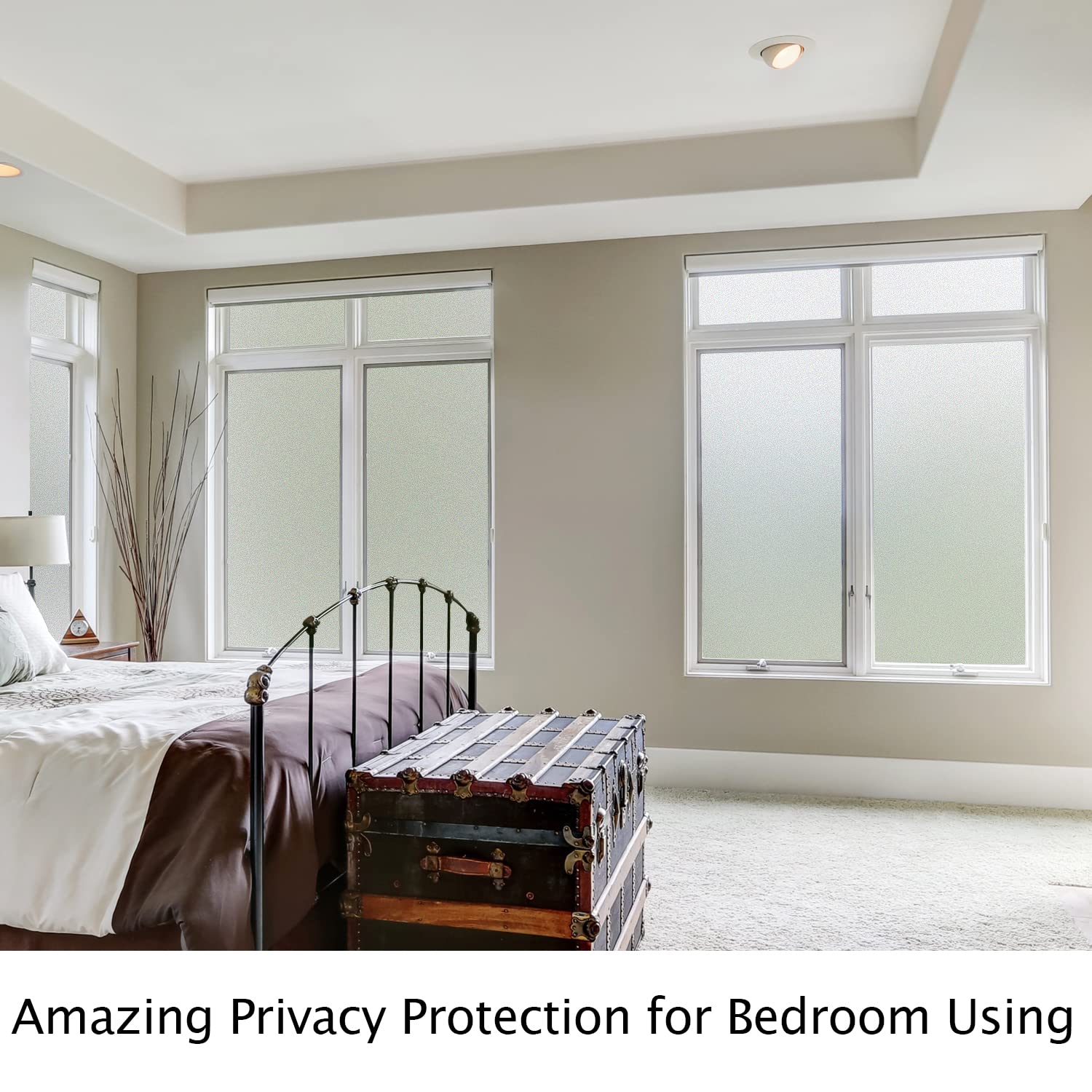 HIDBEA light transmission clarity preserves daylight while maintaining privacy.