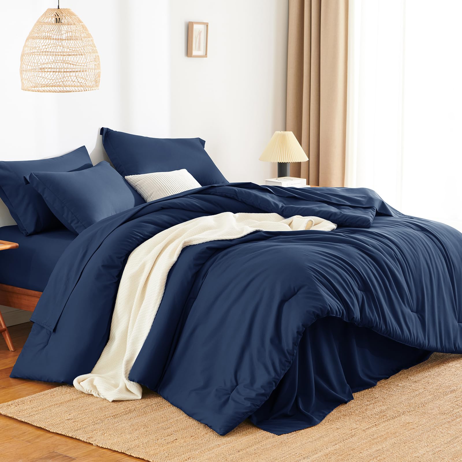 Close-up of HIMEET fabric texture shows soft microfiber.