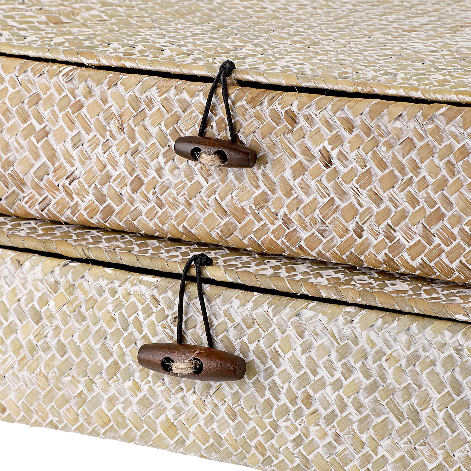 Hipiwe closeup seagrass weave detail shows handwoven texture.