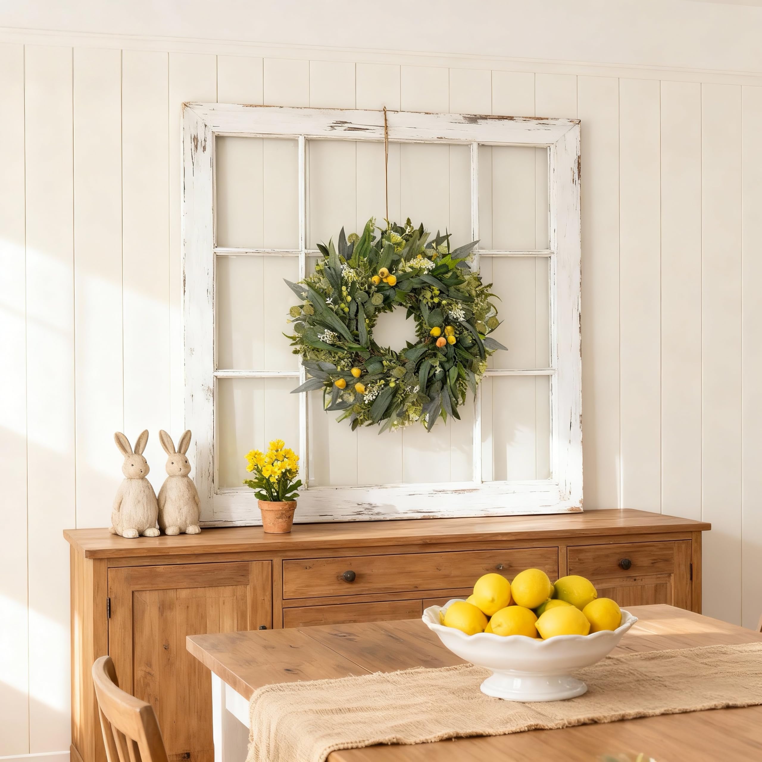 HipTree 24-inch wreath on front door demonstrates outdoor-ready decor.