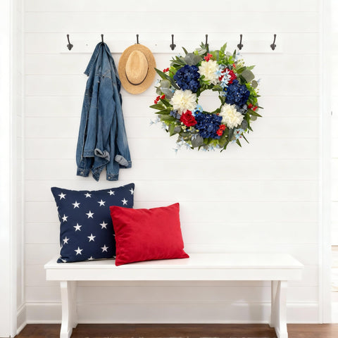 HipTree patriotic wreath packed in a sturdy box, ready as a gift for Americana decor lovers.