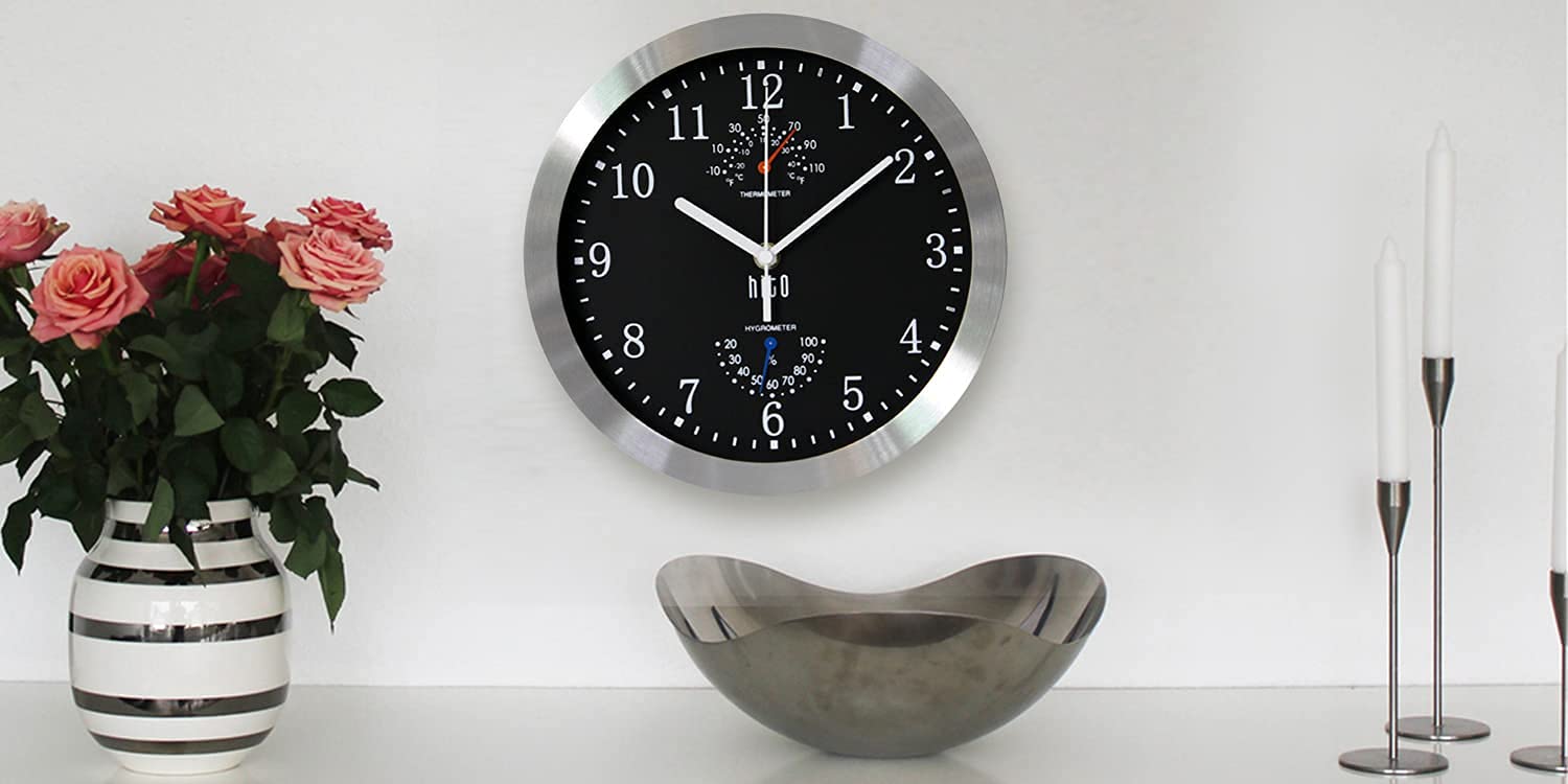 HITO battery-operated sweep movement emphasizing long-lasting timekeeping