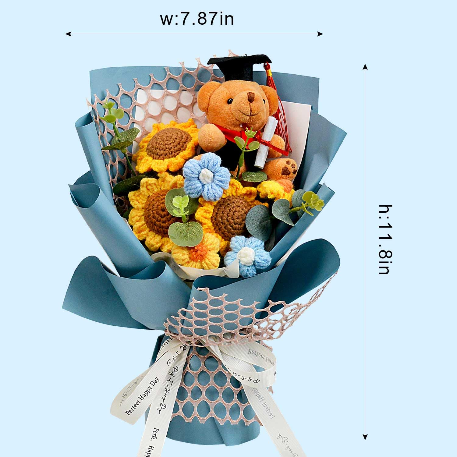 Hlenbin bear detail included to enhance bouquet charm.