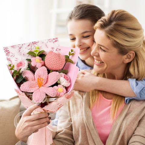 Hlenbin crochet bouquet wrapped as a ready-to-gift keepsake.