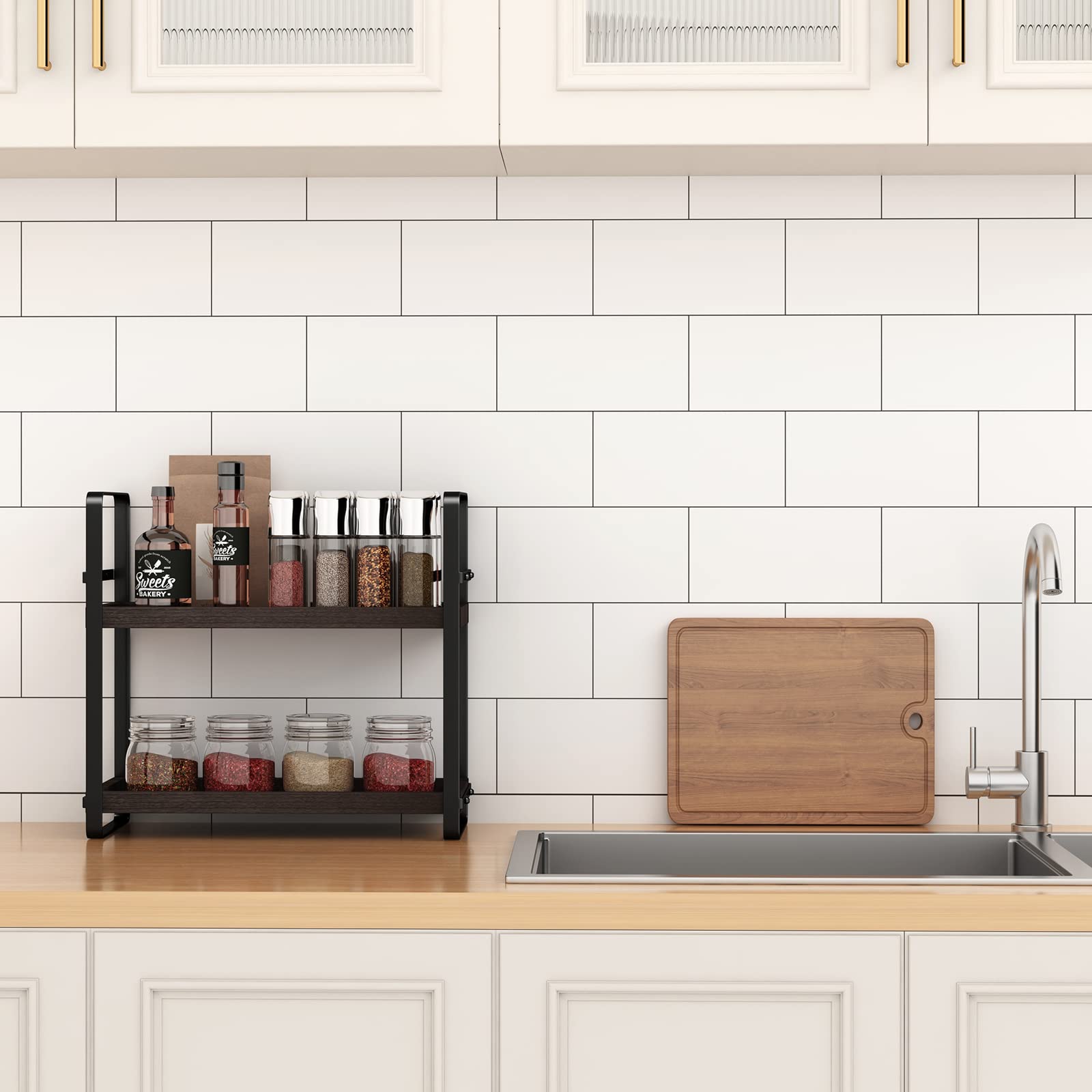 HNRLOY solid wood construction with durable finish for damp bathrooms