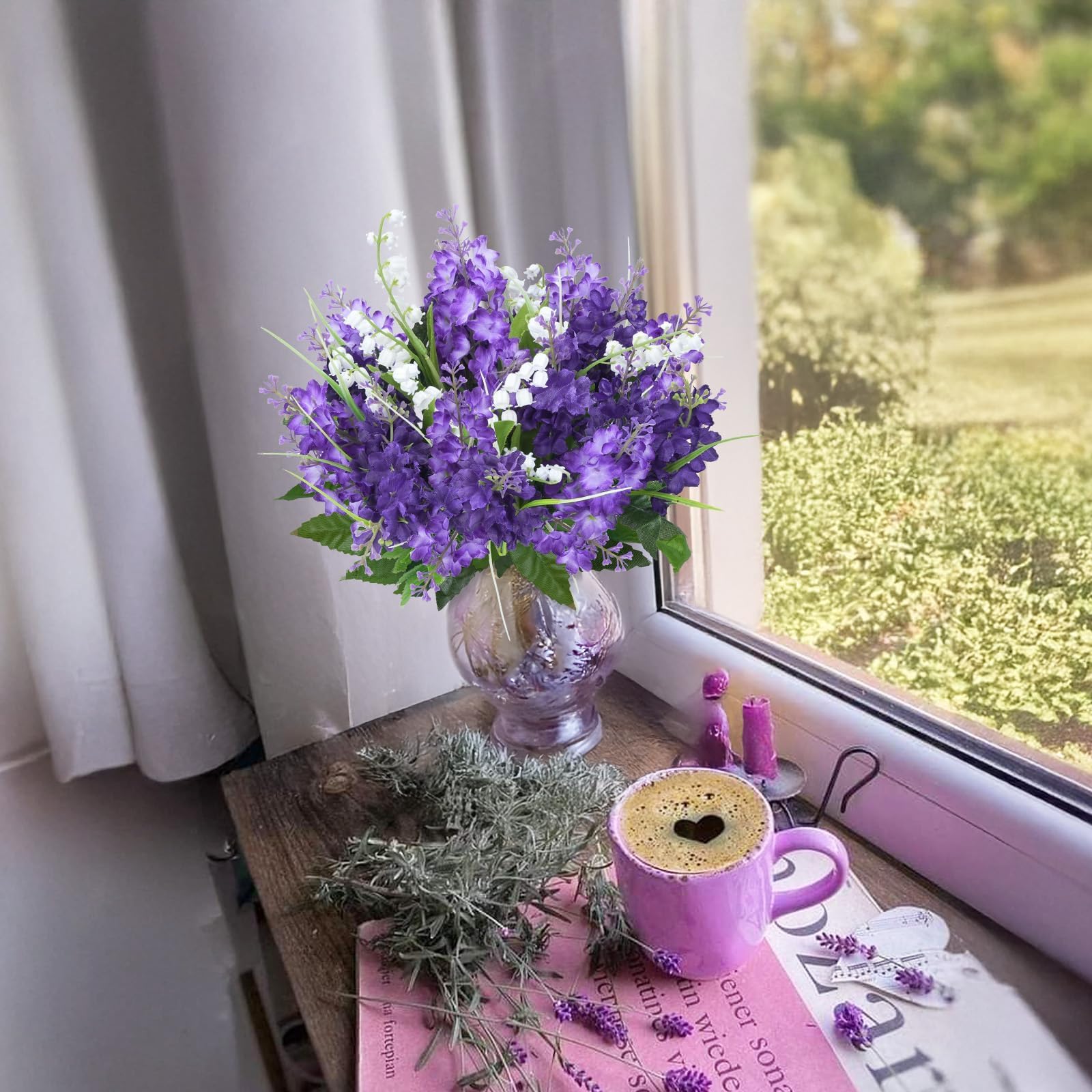 HO2NLE silk lilacs bundle offers versatile decor ideas for living rooms.