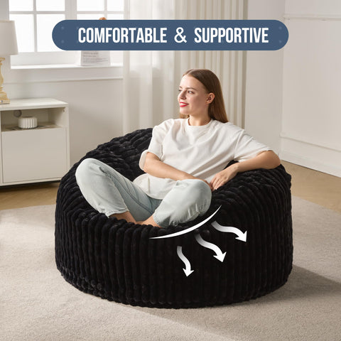 Hobestluk machine washable cover for simple cleanup after spills.