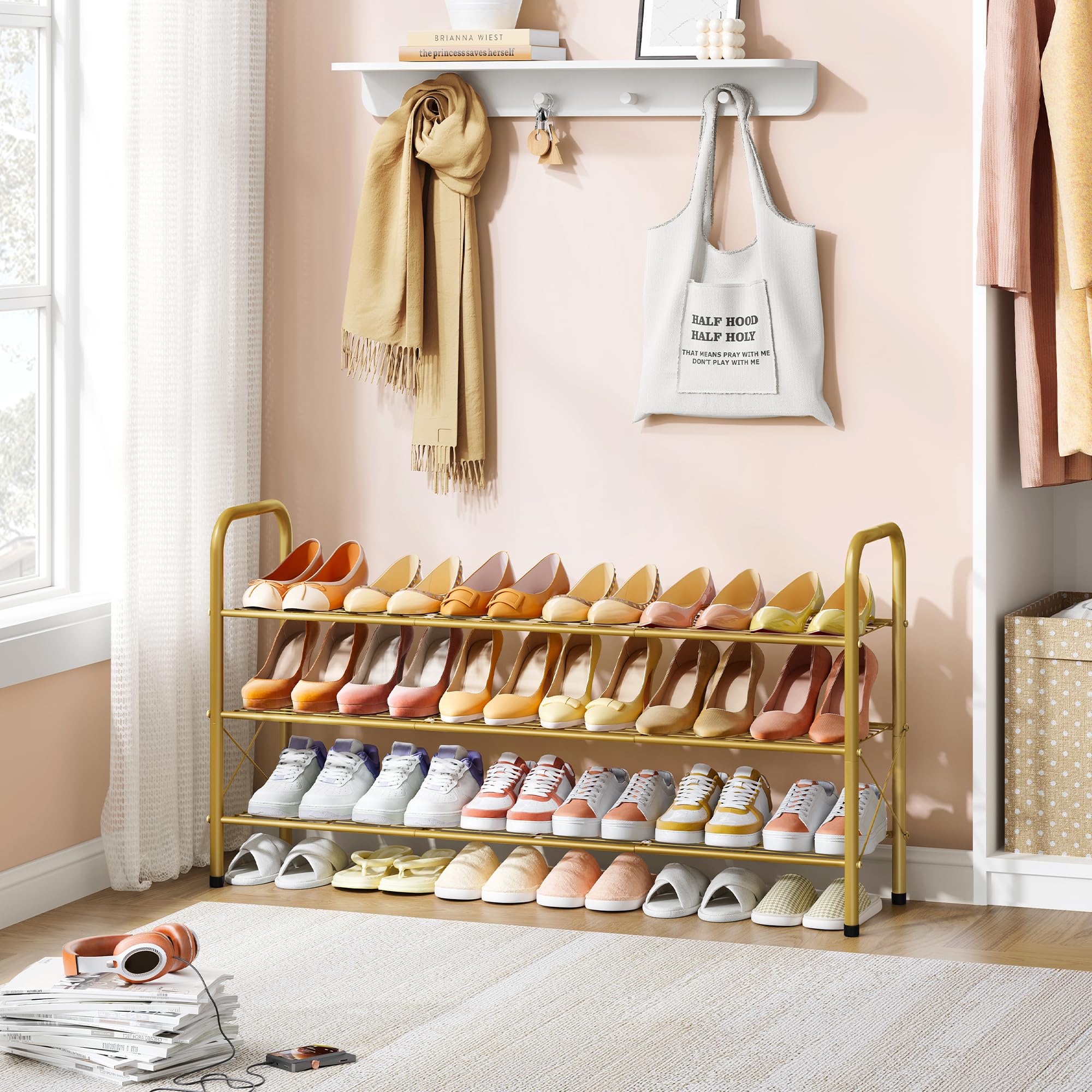 Hoctieon three-tier design accommodates boots and sneakers by height.