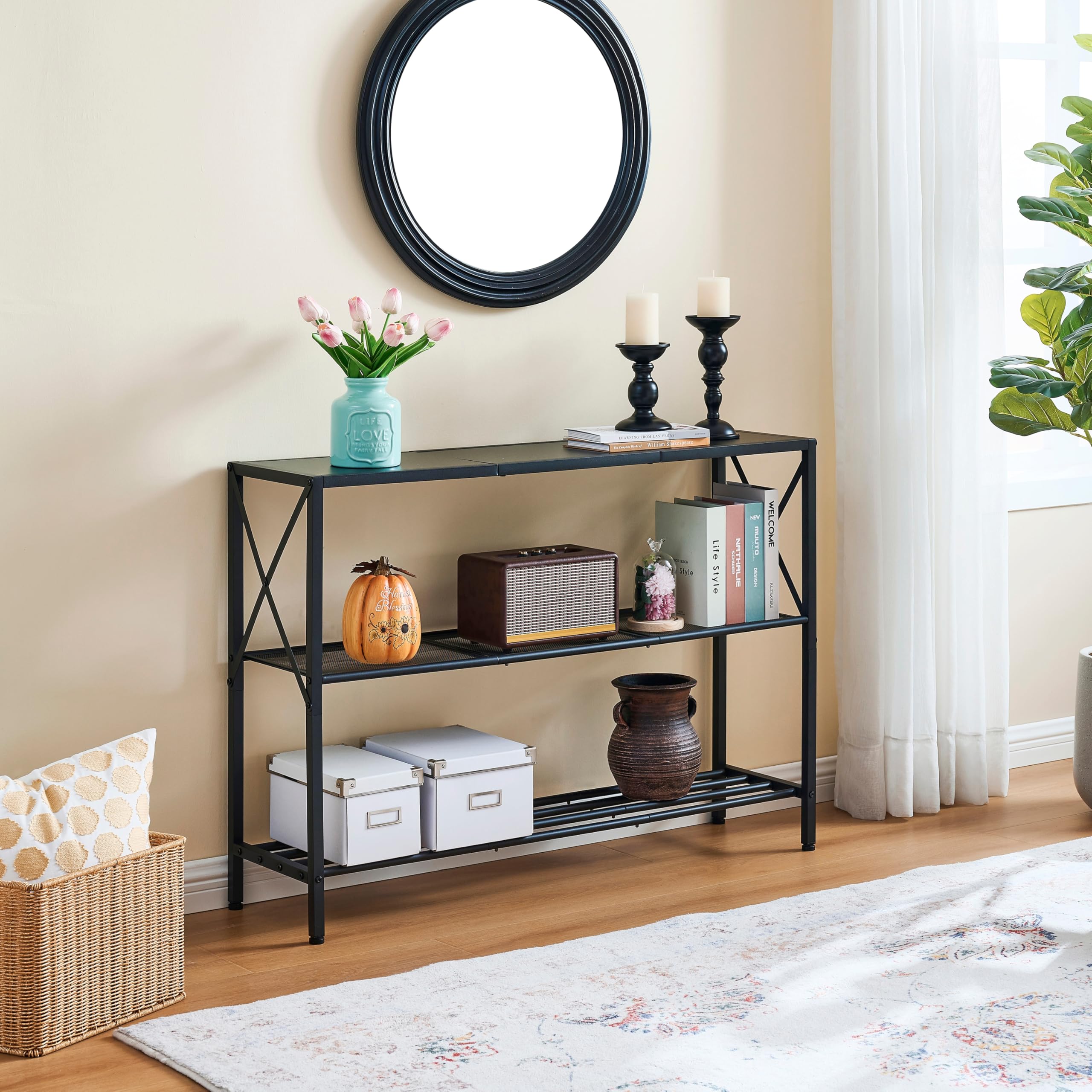 Hoctieon hallway-fit design fits narrow spaces with storage.