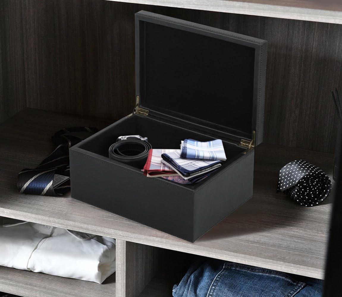 HofferRuffer multipurpose storage for jewelry and cosmetics on dresser