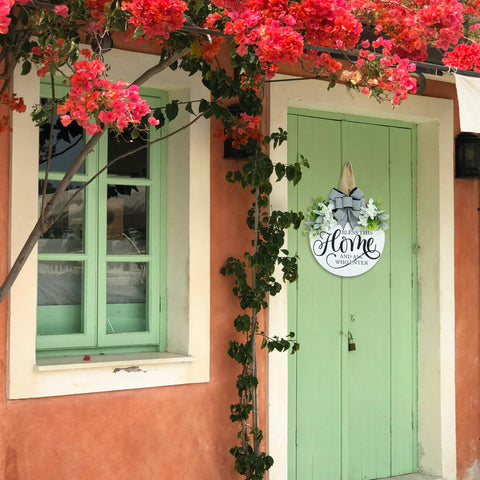 Hofir versatile home greeting sign for indoor or covered outdoor use.