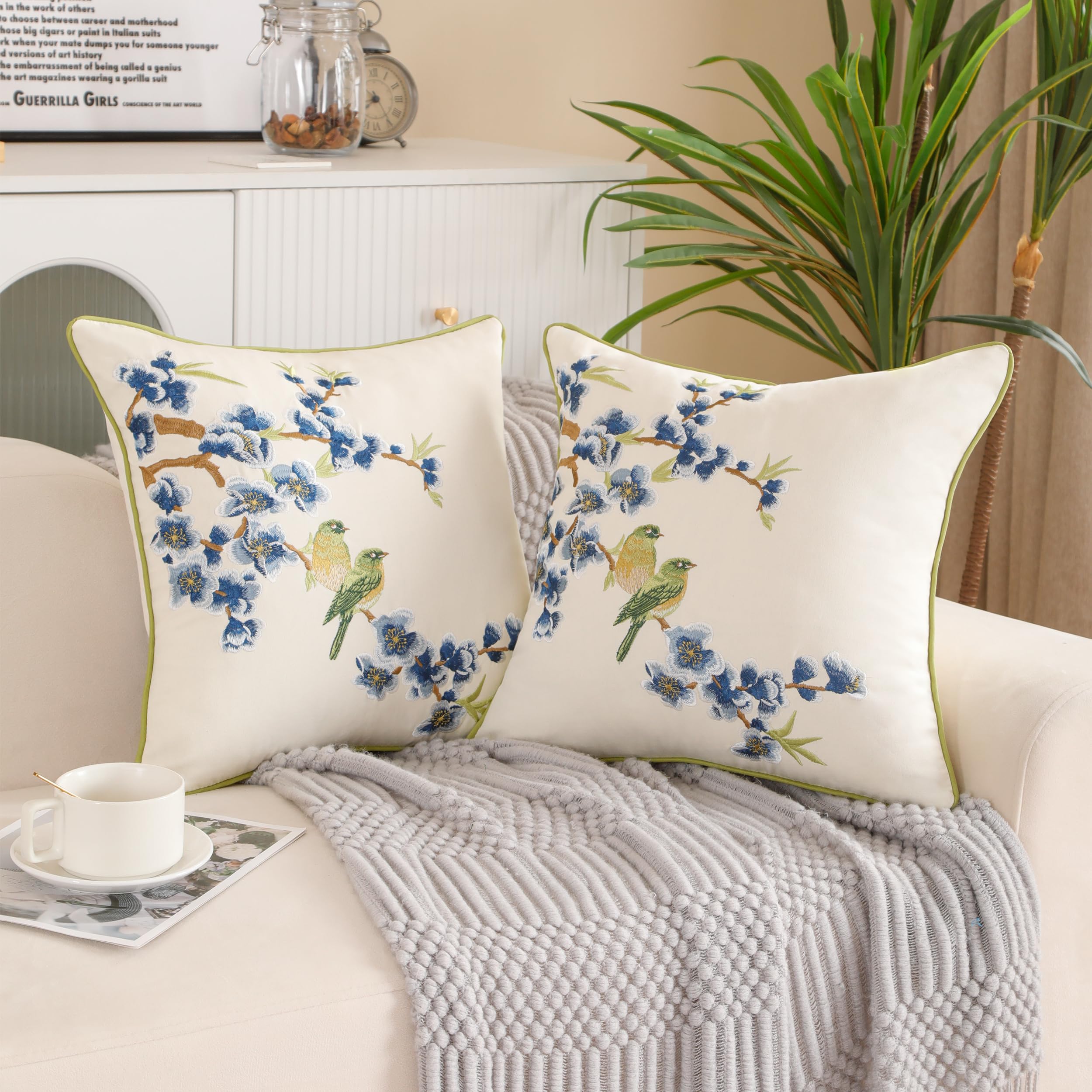 Holibeat machine-washable pillow covers for easy care.