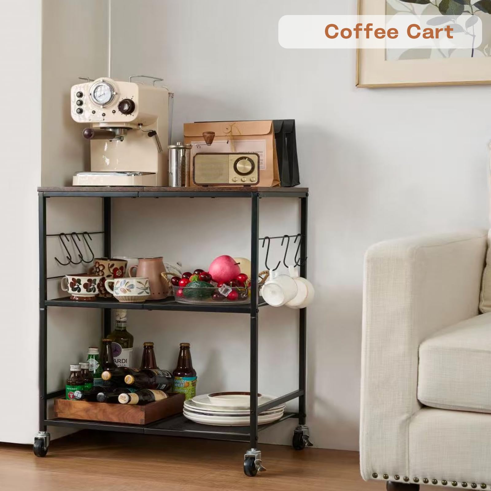Holismo wood and metal finish adds warmth and industrial style.