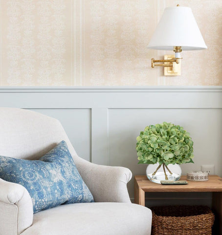 Hollyone home or office décor setup showcasing table centerpiece
