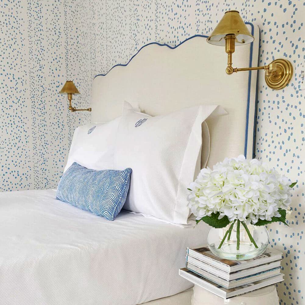 Hollyone hydrangea stems adjusted to achieve a fluffy, natural look