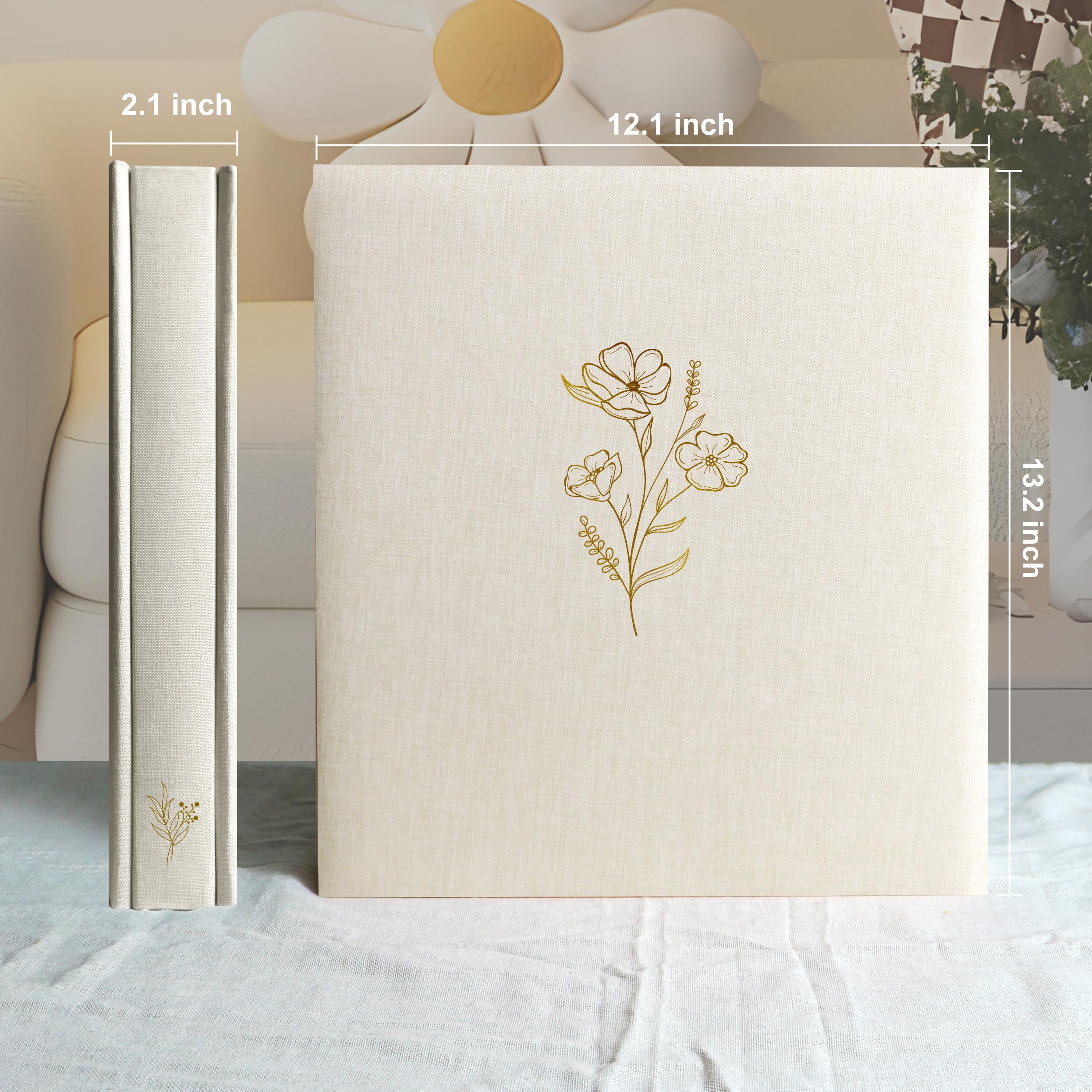 Holoary photo album 4x6 with hot-stamped flower accents for a refined look.