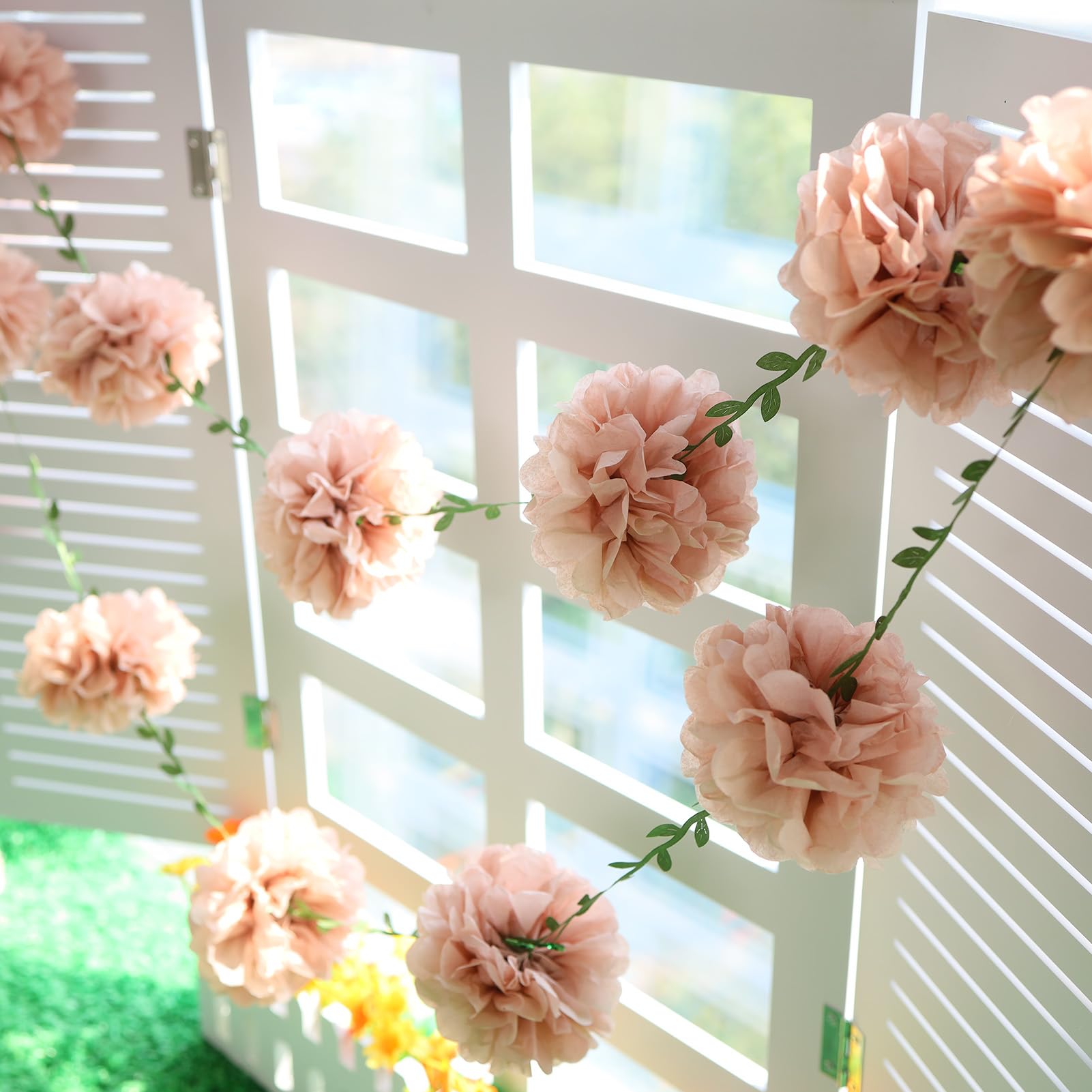 Homarkable reusable eco-friendly décor stores neatly for next celebration.