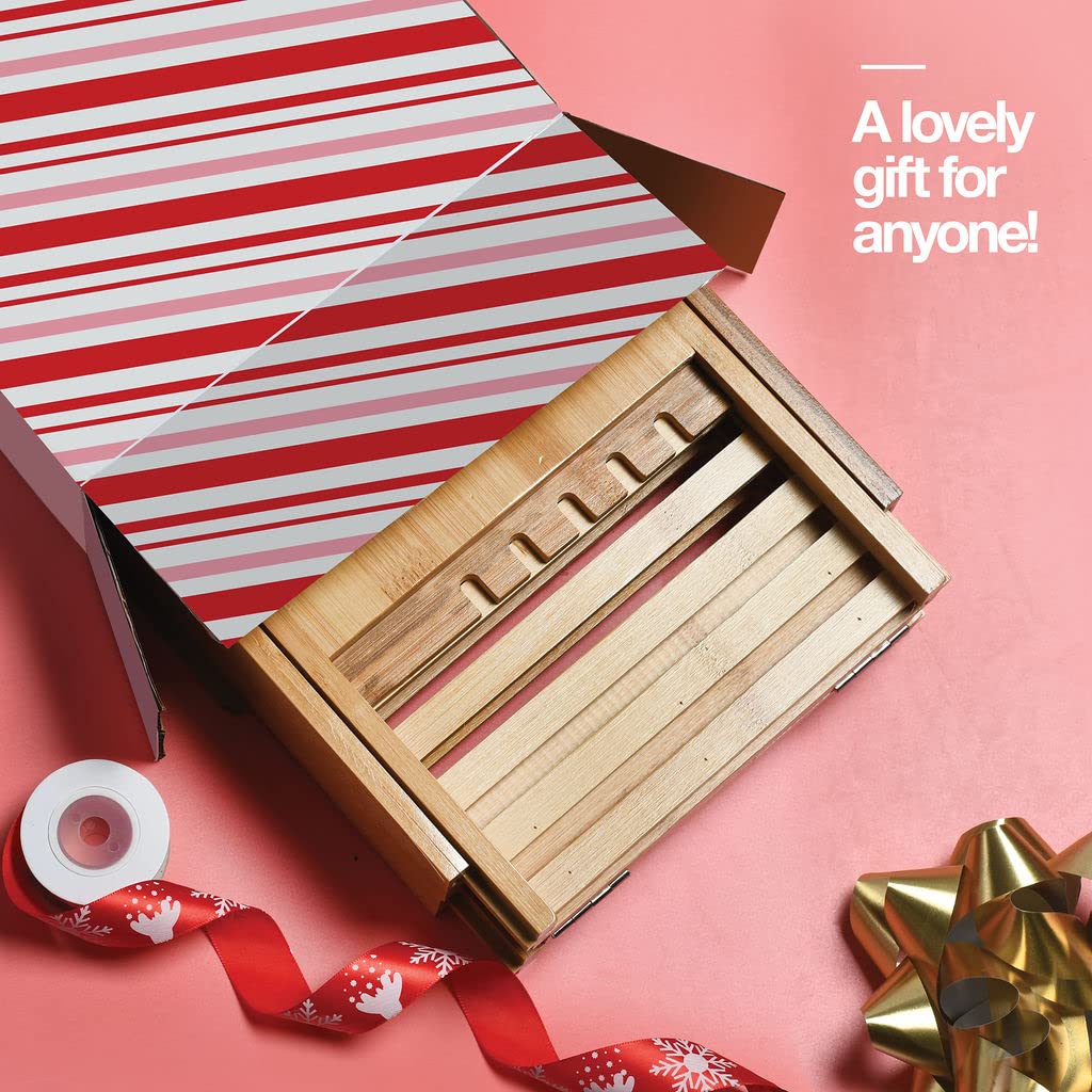 HOME IT gift-ready bath tray makes a thoughtful present for housewarmings or weddings.