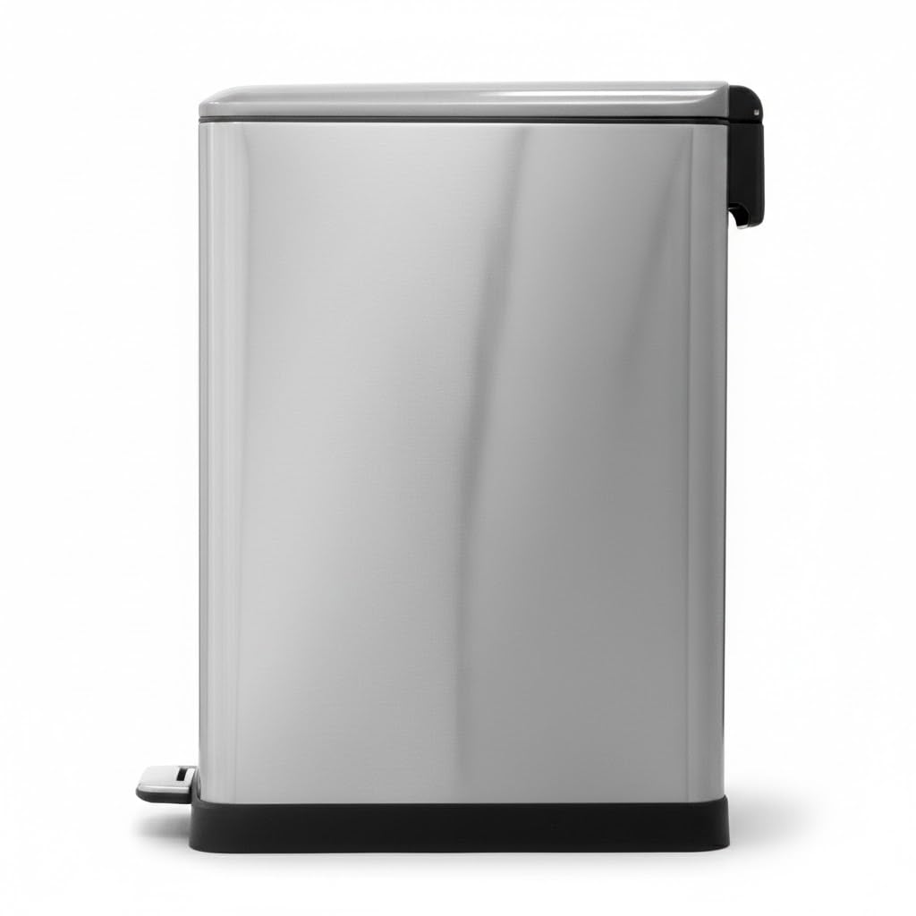 Hands-free step pedal operation for hygienic lid opening.