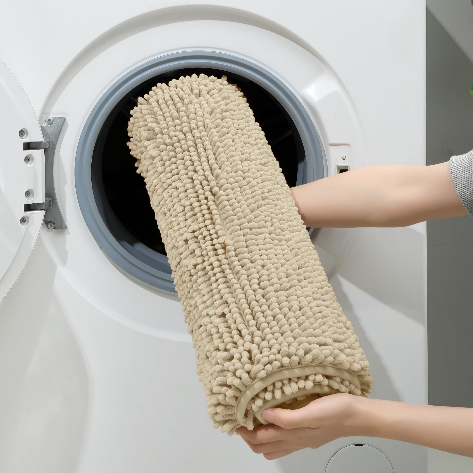 HOMEIDEAS High Water Absorbency helps keep bathroom floors dry.