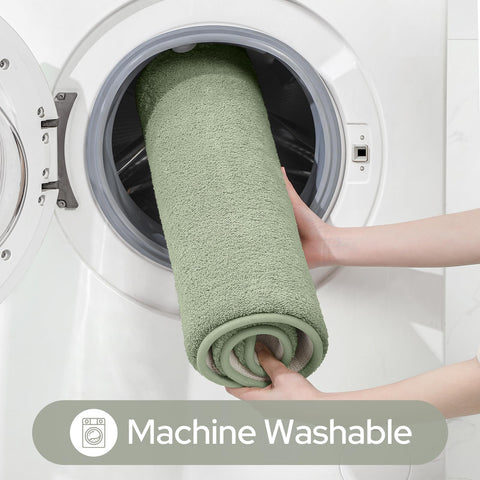 HOMEIDEAS sage green bath rug absorbs spills and dries feet quickly