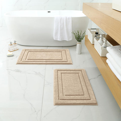 Homeideas spa-inspired bathroom rug in hotel style