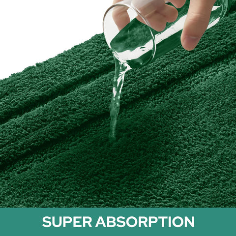 HOMEIDEAS highly absorbent microfiber mat soaks up water quickly