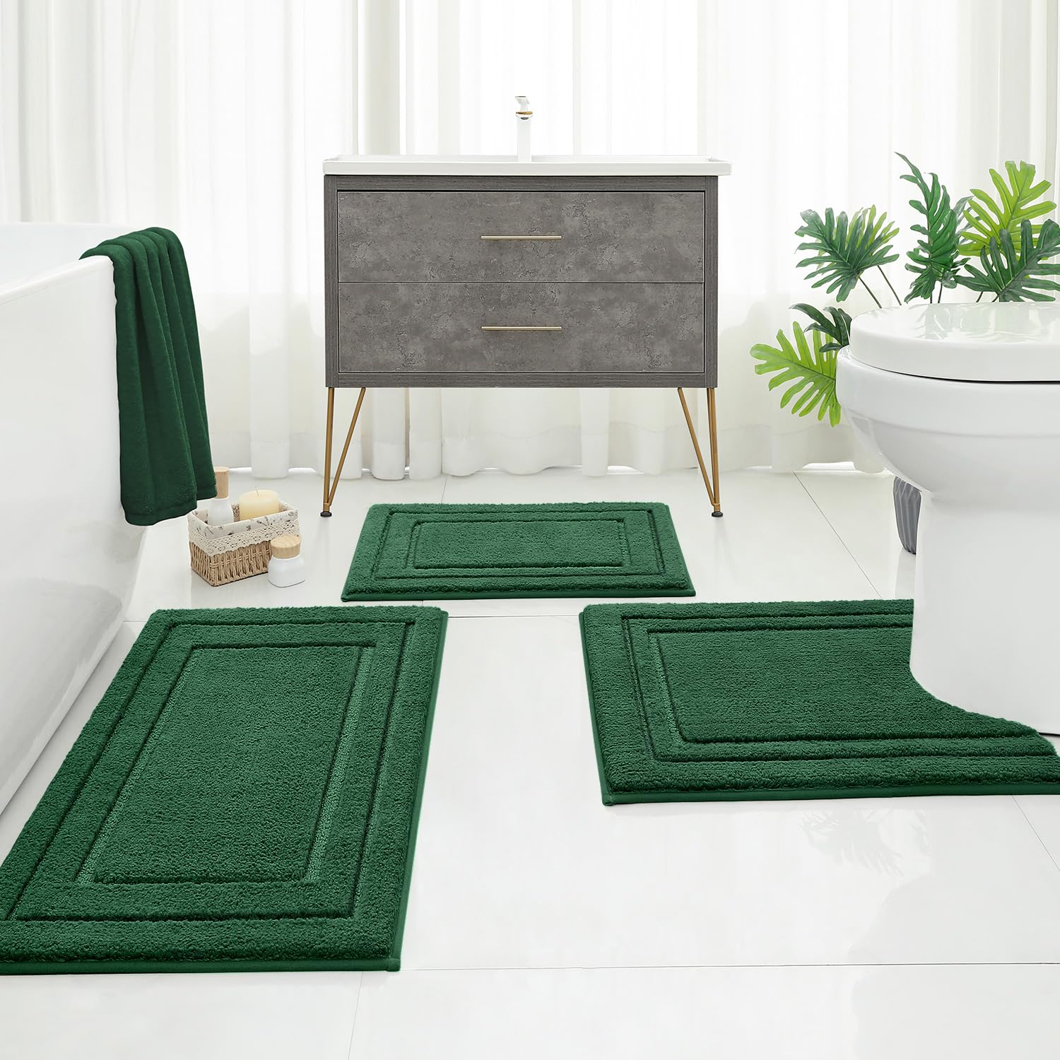 HOMEIDEAS U-shaped 20x24 mat wraps around the toilet
